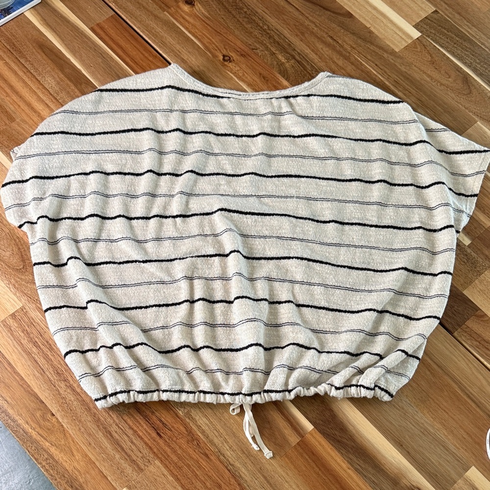Max Studio Cream and Black Striped Top - M - Picture 8 of 10